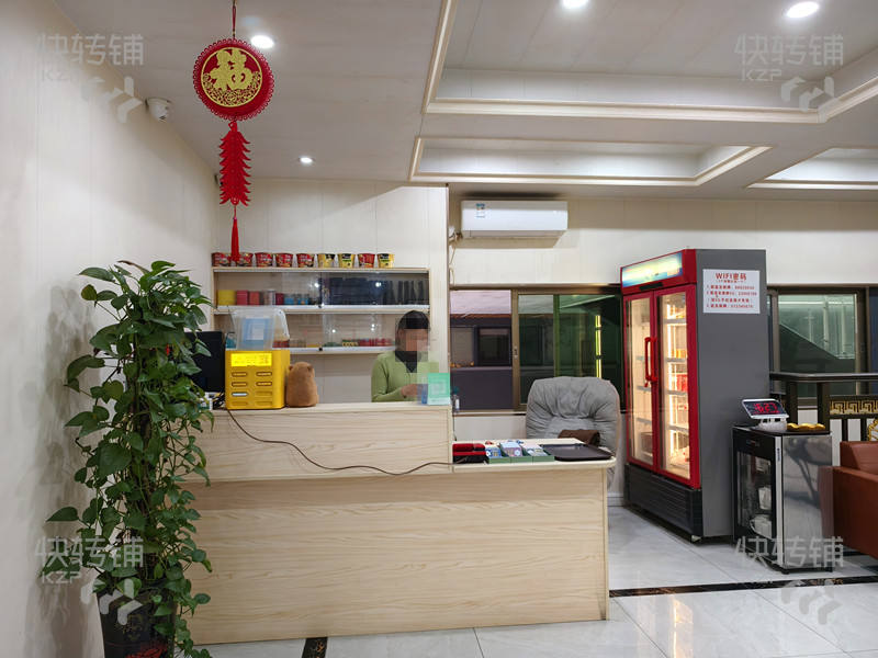 麻涌椰林山庄商行+棋牌室转让【经营6年老店、美食夜市集中、晚上热闹氛围浓、停车方便】