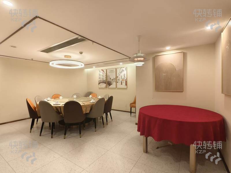 大嶺山‘新世紀領(lǐng)居’餐飲店/招早市合作【萬人大型小區(qū)、轉(zhuǎn)角位、裝修豪華、門口免費停車】