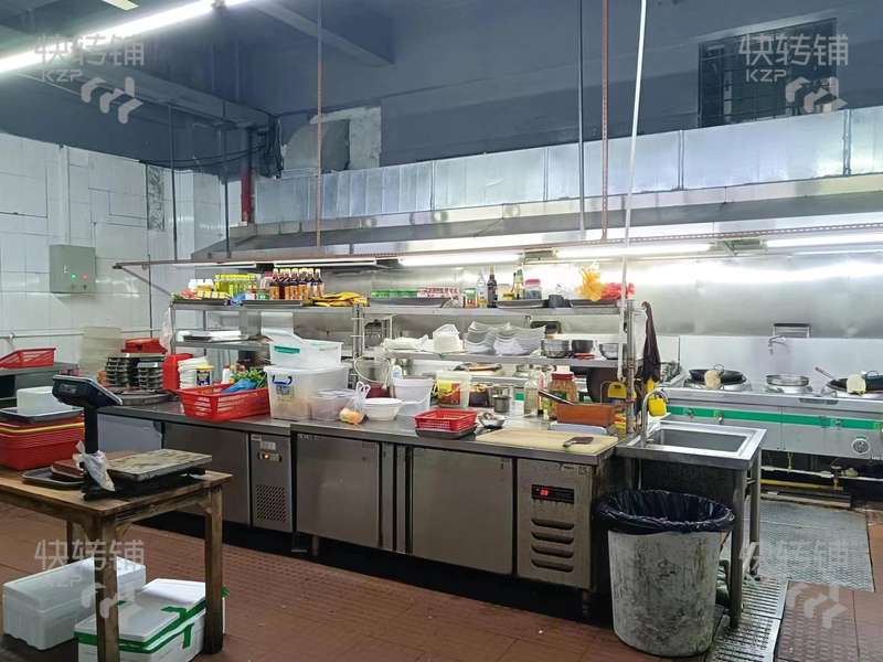 低價急轉 。厚街厚沙路餐廳轉讓，可外擺【和興裝飾材料城拐角位置，一排餐飲店，消費集中，內部可用空間大，合適各種餐飲項目】