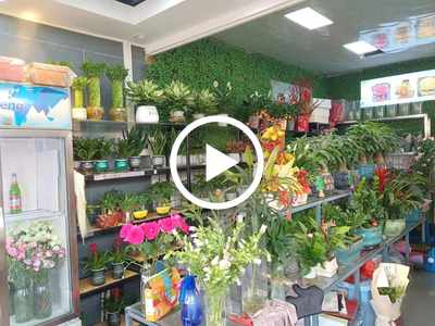 長(zhǎng)安萬(wàn)科中心拐角位花店轉(zhuǎn)讓【雙面門，外擺區(qū)大，中心區(qū)商圈，附近公寓住宅、寫字樓大廈、商場(chǎng)等圍繞，可空鋪，合適各行各業(yè)】