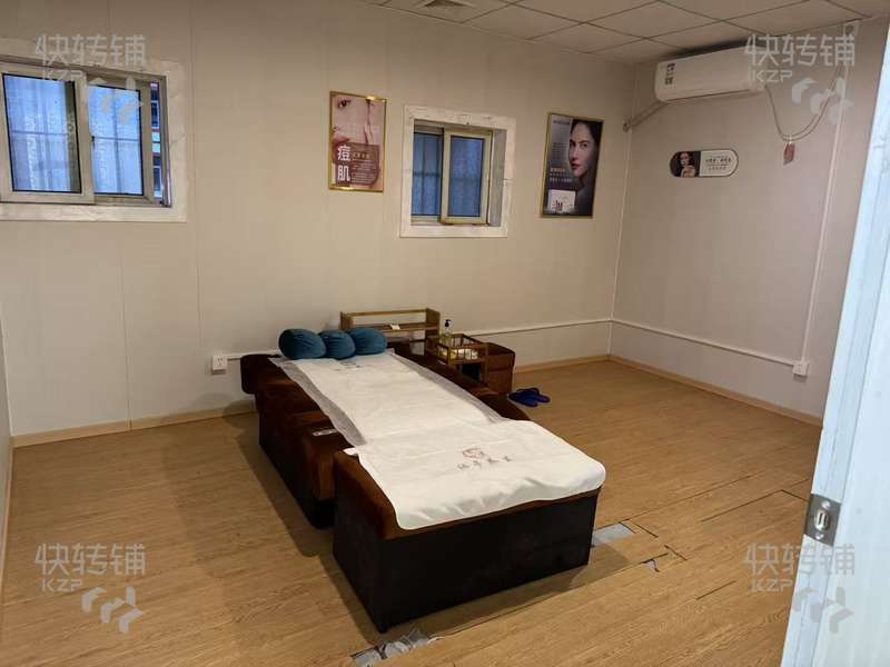 橋頭上悅匯購物廣場‘養(yǎng)生館’轉(zhuǎn)讓【多年老店，每天穩(wěn)定客戶進店，小區(qū)公寓住宅環(huán)繞、附近多個商場】