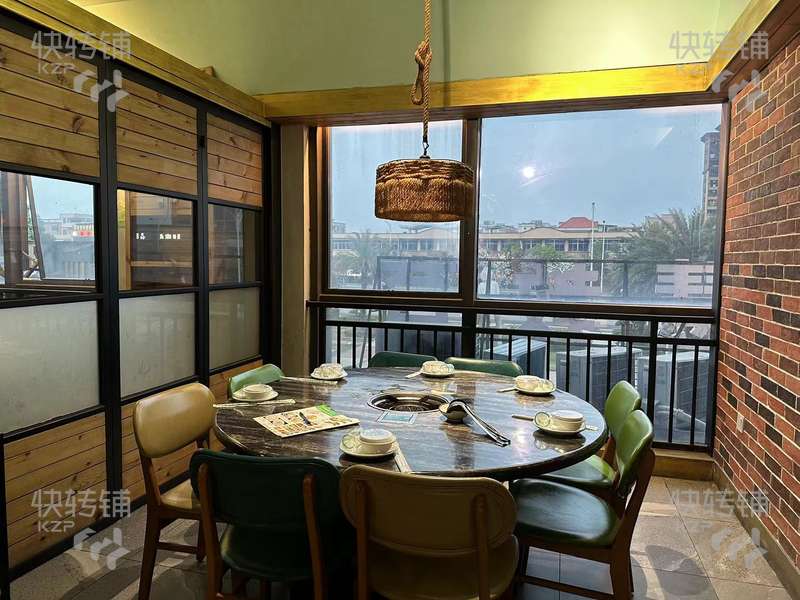 萬江恒大影城‘椰子雞餐飲店’招租【精裝修、商超商圈、無轉讓費、設備齊全、不限行業】