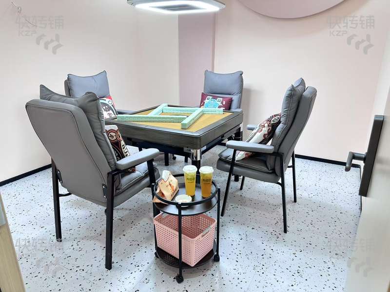 沙田大道24小時自助棋牌室＋茶飲店轉讓【整棟3層，湖景花園樓下，商住美食地段，免費停車位多，盈利中，熟客多】