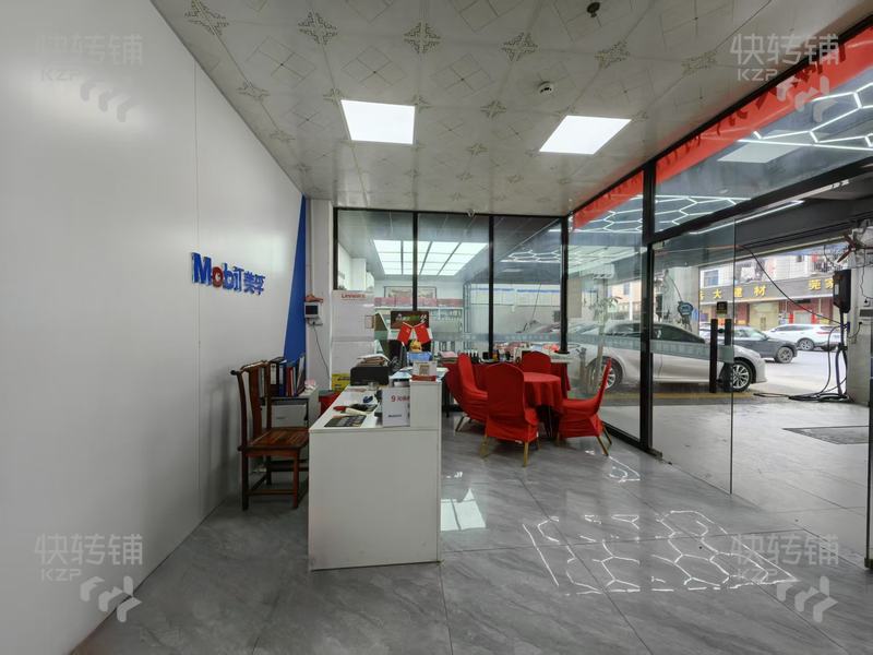 謝崗振興大道‘汽修店’轉讓【交叉口處、每天進店20-30臺車，租金便宜，門口停車位充足】