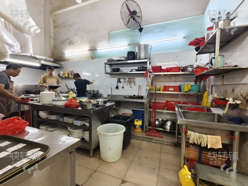 厚街涌口餐飲店轉讓【正對面工廠門口、石角公園旁、附近酒店、沐足、商場、工業園、學校】