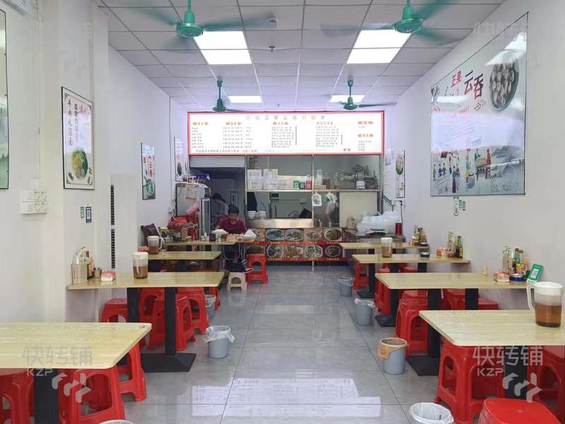 低價急轉，茶山劉黃商業城餐飲店轉讓【商場門口、全新裝修、周邊人流量大、生意穩定】可空轉