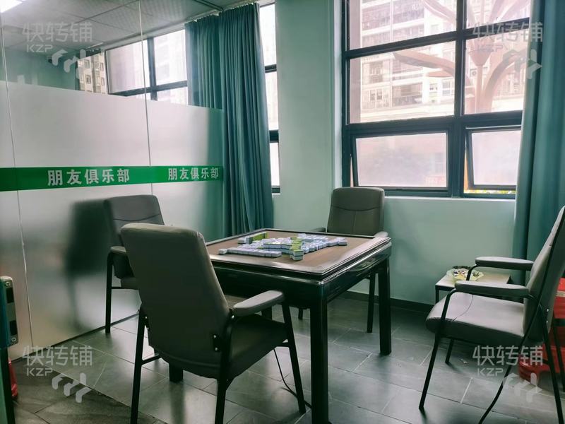 鳳崗臥龍小區(qū)旁臺球棋牌室轉(zhuǎn)讓【周邊有小區(qū)、沃爾瑪、大廈等，人流量大】