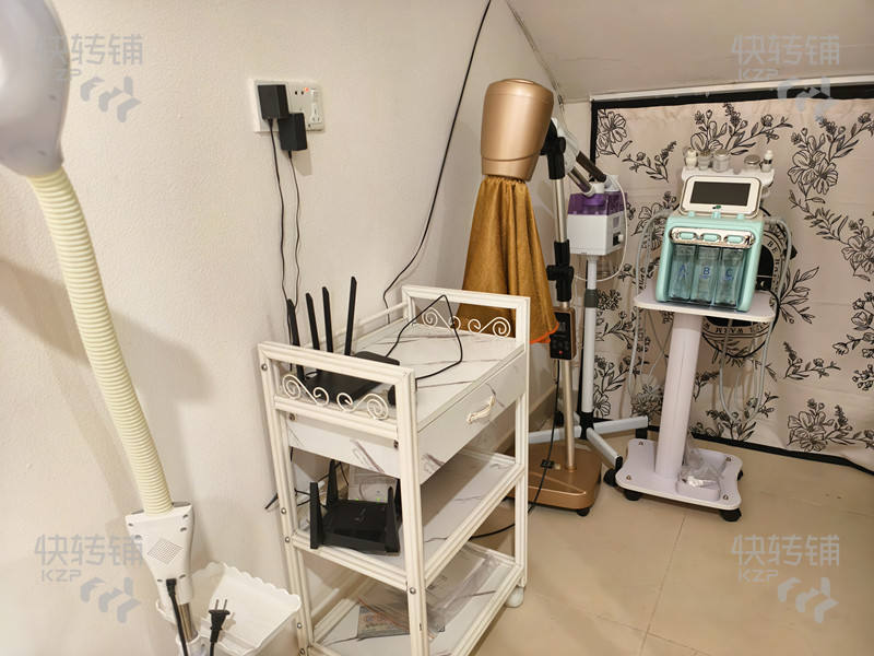 低價急轉，清溪‘御鹿華庭’高端美容院轉讓【固定熟客、隔壁學校、眾多大型小區圍繞、裝修新穎獨特】