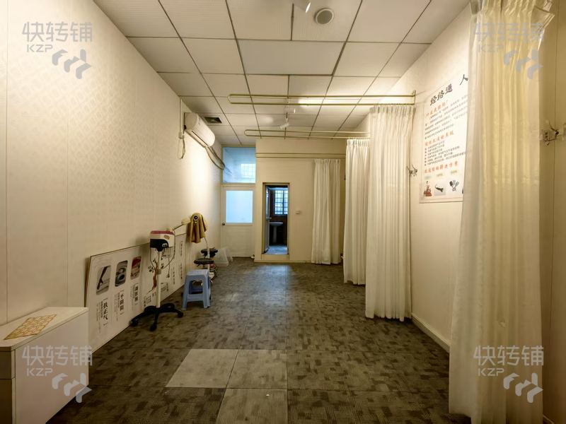 厚街‘深水坑’頭療館轉讓【路口，大轉角位第二家，樓上是芭菲精品酒店，附近厚街中學、街道兩邊全是公寓樓】
