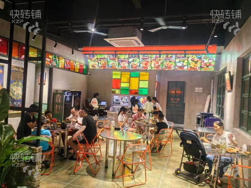 莞城‘工農8號’泰國菜餐飲店轉讓【創意園門口、百萬投資、美食酒吧清吧一條街、旁邊高端小區】