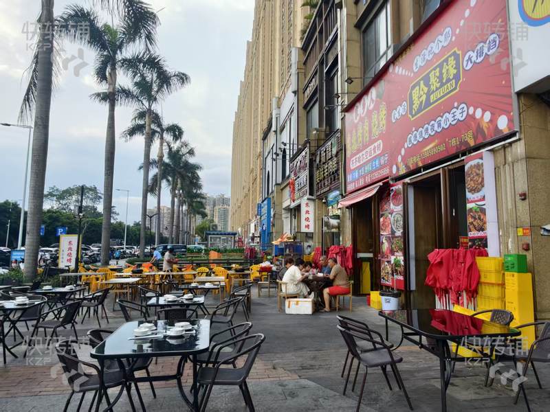 厚街万达广场夜市餐饮店转让，转让费包含1.4万押金【十字路口旁、美食聚集地、多个商场、写字楼、小区】