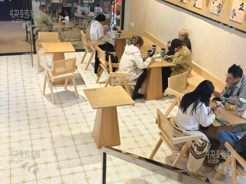 低價急轉！空轉不限制行業！東城萬達金街品.牌茶飲店“可空轉”【近主街出入口、周邊大型購物商場、寫字樓、小區酒店集中】