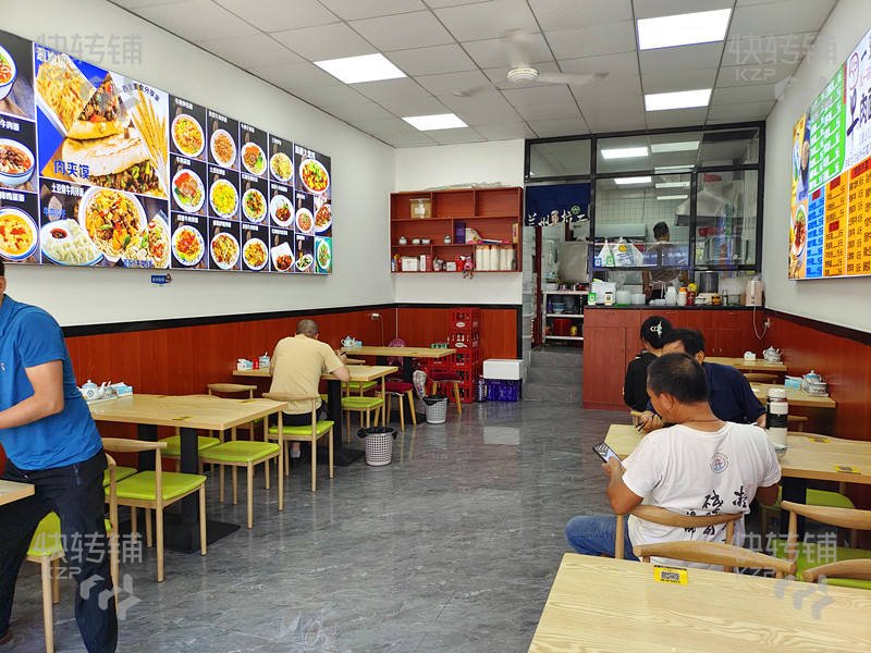 南城金域華府旁面館轉(zhuǎn)讓【文化創(chuàng)意園對(duì)面，附近住宅公寓、小區(qū)、商業(yè)街、工業(yè)區(qū)圍繞，精裝修】