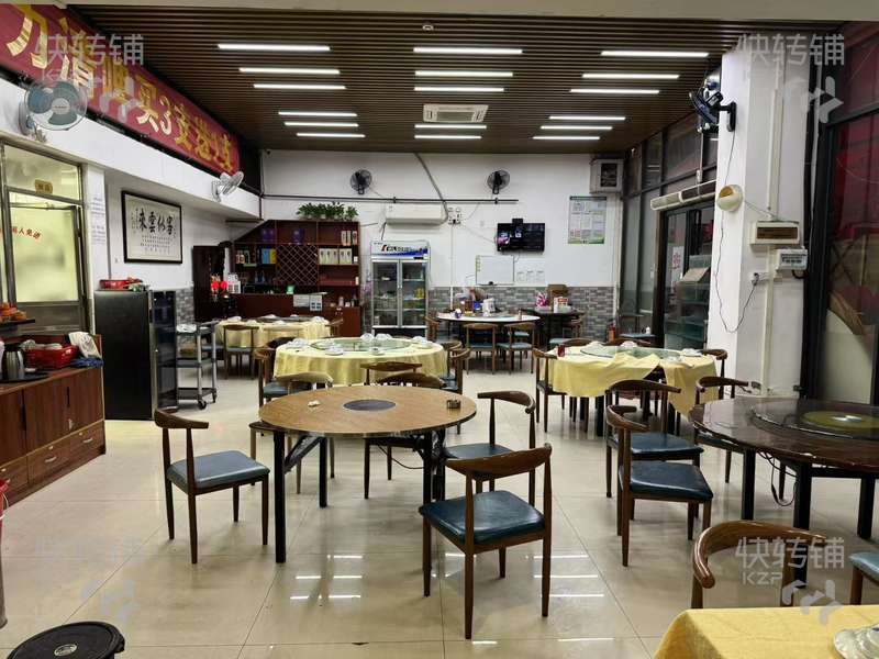 茶山上元夜宵大排檔轉(zhuǎn)讓【周邊幾個(gè)大型產(chǎn)業(yè)園、旁邊酒吧、市場(chǎng)、對(duì)面水果批發(fā)市場(chǎng)、停車方便】