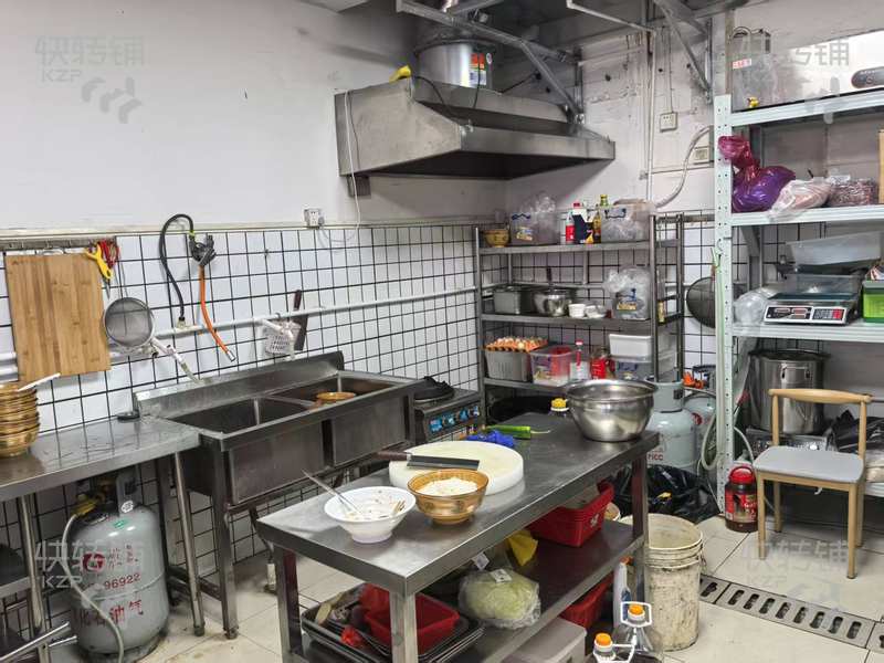大朗“大井頭”餐飲店轉讓【附近工業區、公寓住宅圍繞，餐飲一條街，消費集中，營業額2000+，合適各種餐飲】