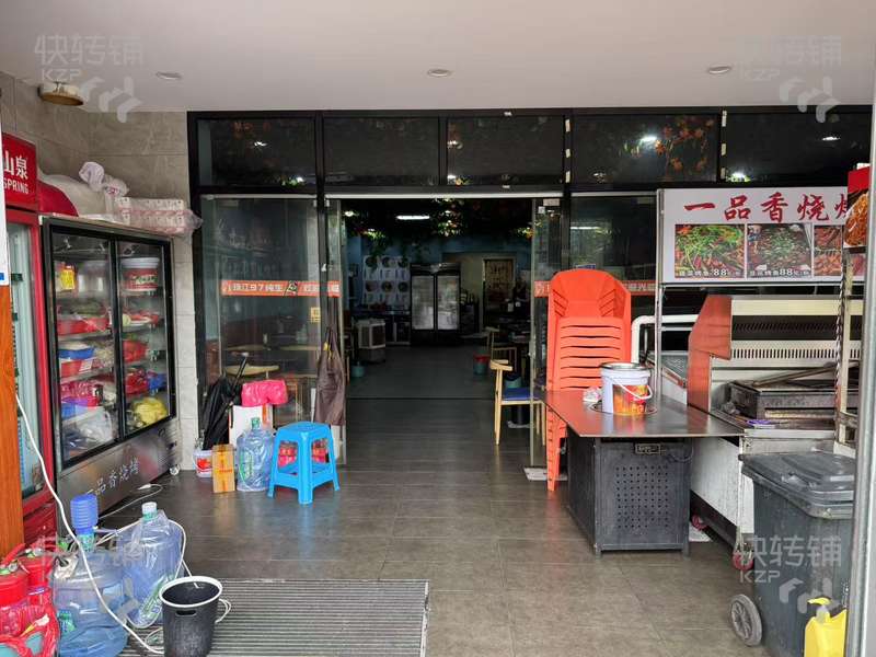 深圳龍華區(qū)餐飲店轉(zhuǎn)讓【周邊都是大型產(chǎn)業(yè)園，科技園，公寓住宅集中，人流量旺，可外擺】