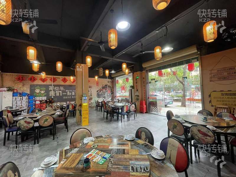 橫瀝新城路湘菜館轉讓【附近都是住宅，工業(yè)區(qū)，商圈成熟，人流量大】