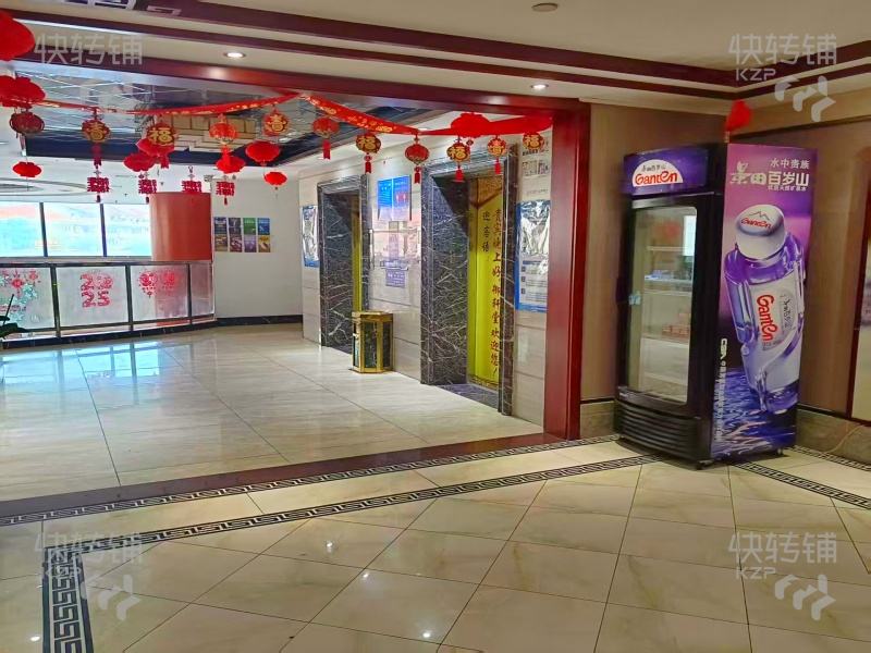 寮步石大路‘沐足会所’转让【处豪华酒店内、多个工业园、写字楼、小区围绕、方便停车】