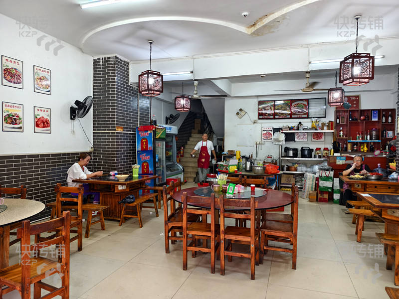 大嶺山信立農批市場’餐廳‘轉讓【經營長達18年老店、口碑好、住宅區樓下、周邊多個市場、穩定消費人群】