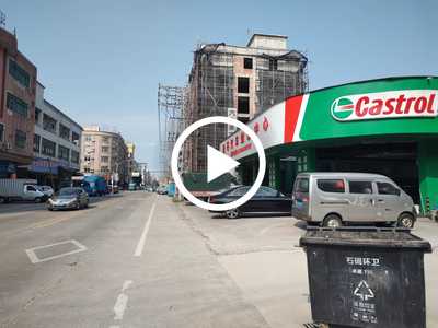 石碣四村新風西路汽車美容店轉讓【靠近十字路口和環城路、轉角處展示面、四個門頭、店外停車位多】