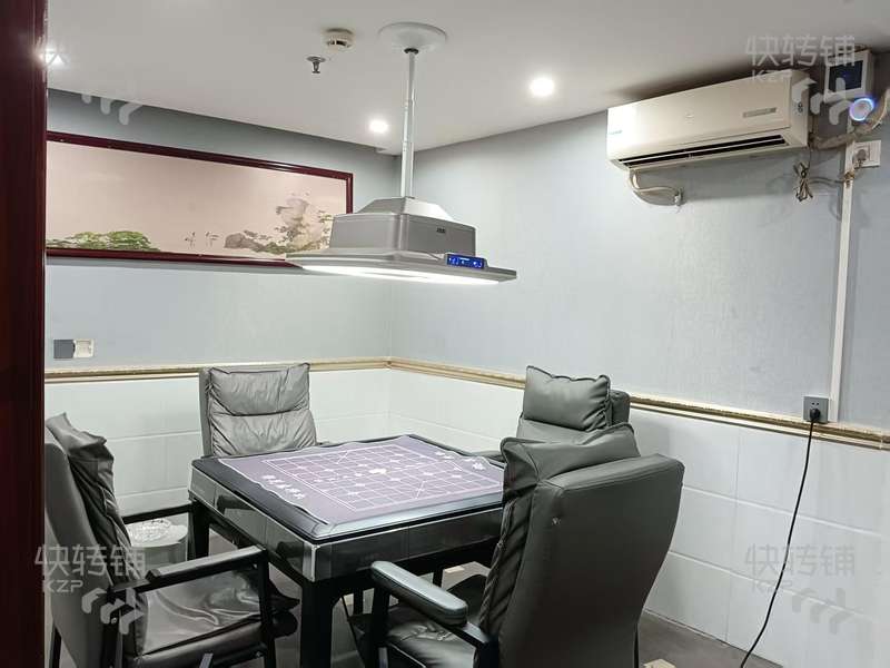 惠州惠東湖濱路‘棋牌室’轉讓【處酒店二樓、周邊多個小區、沐足會所】
