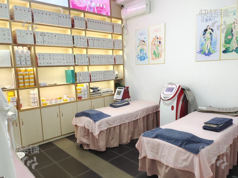 東城“香檳時代園”加盟連鎖美容店轉讓【斜對面萬達廣場、旁邊小區門口、經營3年多、會員200+、附近地鐵口、世博廣場】