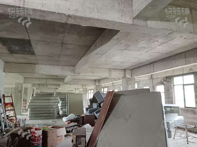 企石’金莎印象公寓‘二樓招租【大馬路邊、公寓入住率高、合同可簽9年、一樓有50平方門面，可整租或分租】