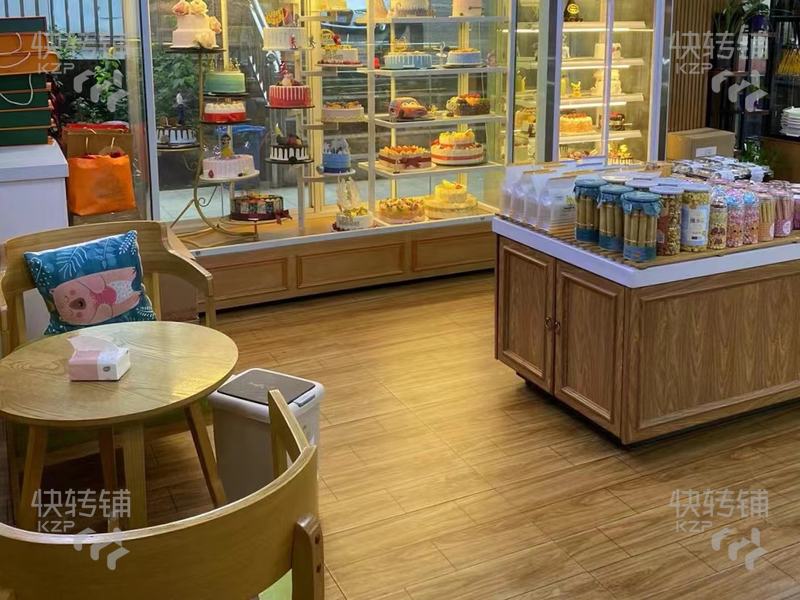 低價急轉！！樟木頭花園酒店對面（圣心蛋糕）轉讓【15年老店，老顧客多，豪翠花園旁，靠近樟木頭站】可空轉