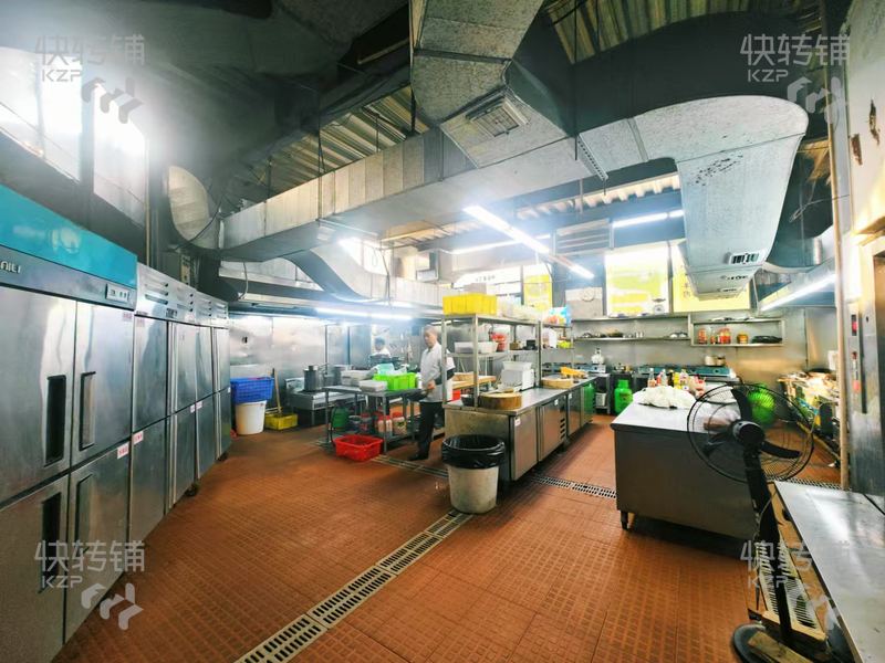 麻涌沿江西一路‘海南羊莊‘空鋪轉讓【多年老店、正對面新華學院、夜市街、聚集餐飲、酒吧、桌球等】