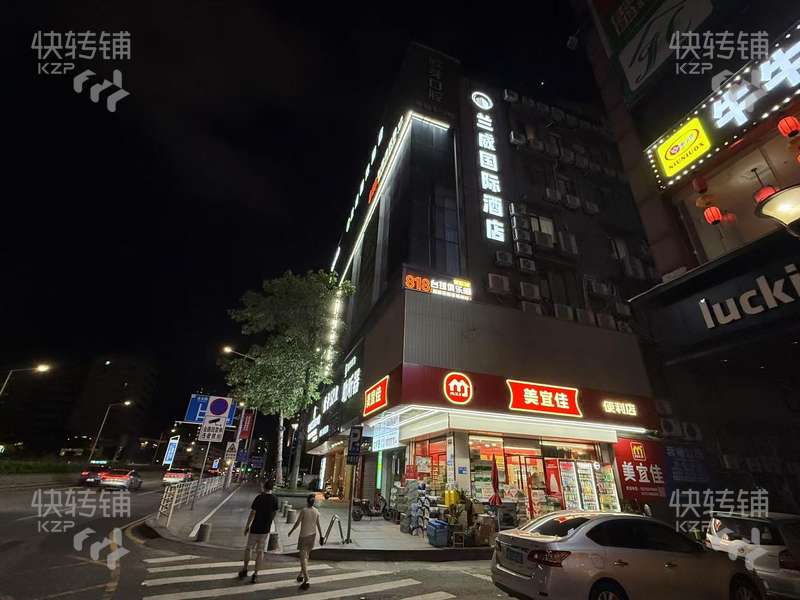 虎門大道臺球棋牌俱樂部轉讓【黃河時裝城商圈、蘭威國際酒店4樓、周邊批發(fā)城、購物商場、銀行寫字樓多】
