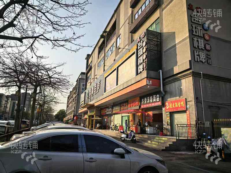 深圳龍華新田（茶萃吧）轉讓【盛鑫百貨出入口、美食聚集地、科發工業園地段、周邊住戶密集】可空鋪