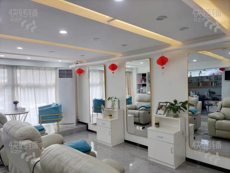 黃江中惠金士柏山美容養(yǎng)發(fā)轉(zhuǎn)讓【會(huì)員300+優(yōu)質(zhì)客戶穩(wěn)定，每天到店客十多個(gè)，近星光城】