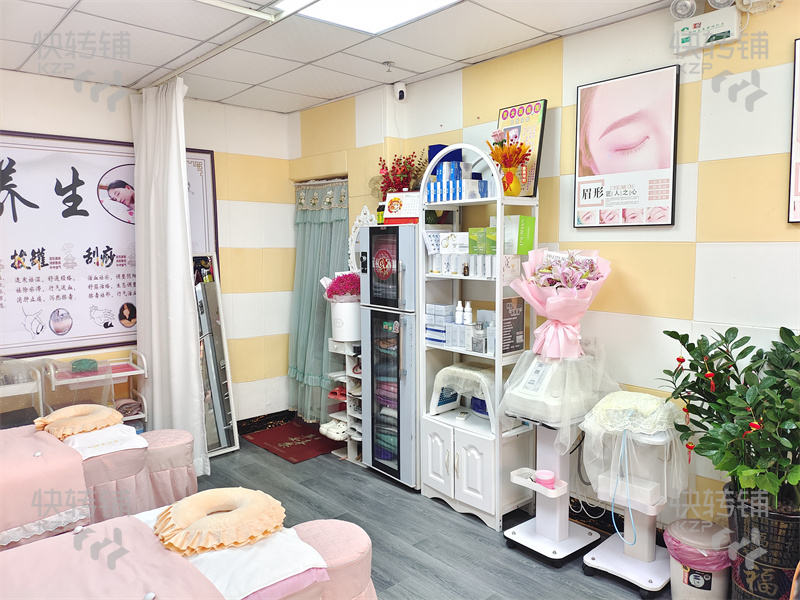 低價急轉！！鳳崗‘沃爾瑪’對面美容養生店【已經營4年多、公寓樓下、老客戶多、前面商業街、周圍大廈、住宅、小區樓盤、工業區圍繞、人流集中】