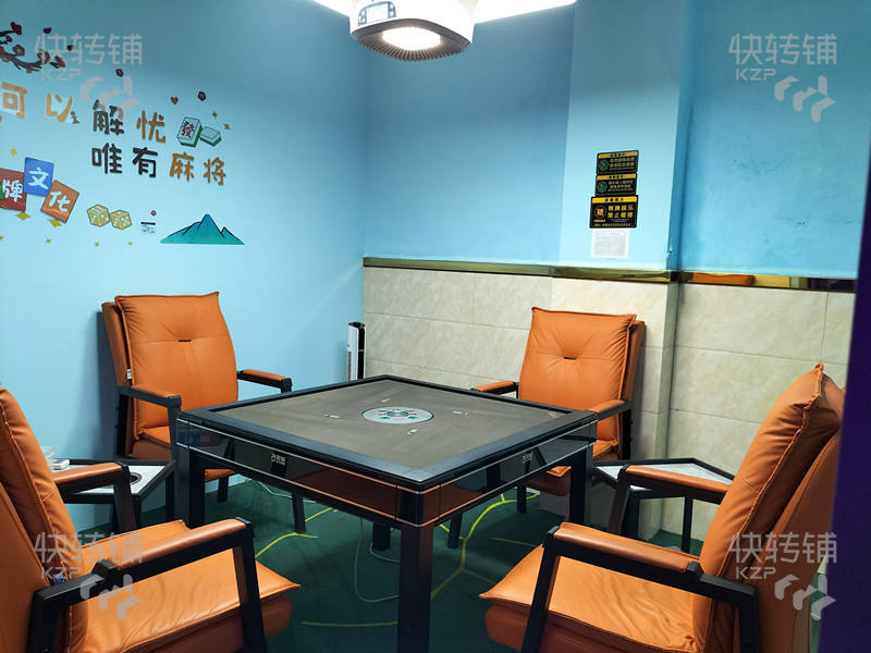橋頭蓮湖24小時連鎖臺球店轉(zhuǎn)讓（工業(yè)區(qū)入口處，旁邊生活超市，周邊都是工廠）
