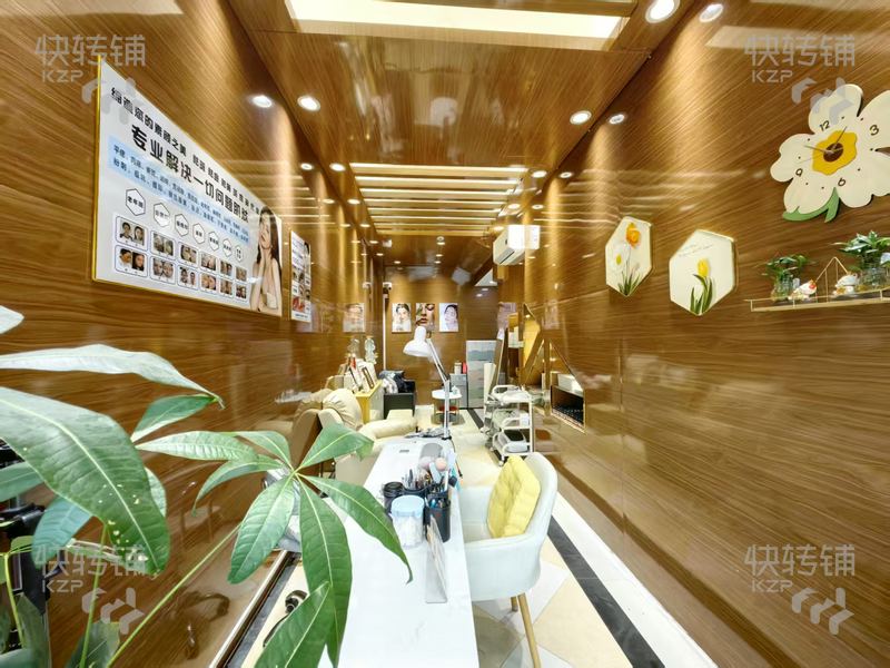 中堂‘萬和百貨’附近美容美甲店轉讓【左邊鴻星爾克，右邊口腔診所，對面愛依服，住宅區集中，可以做其他行業】