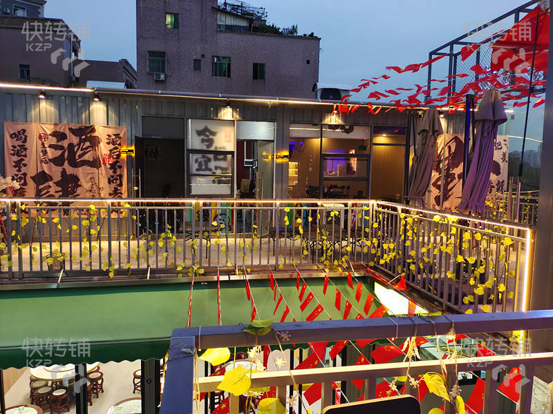 5萬低價帶押金整店轉讓，接手即可營業，厚街大明塘小酒館轉讓【旁邊是美食街， 門口是公園，環境優美，每日人流量多，在主干道路邊】可空轉