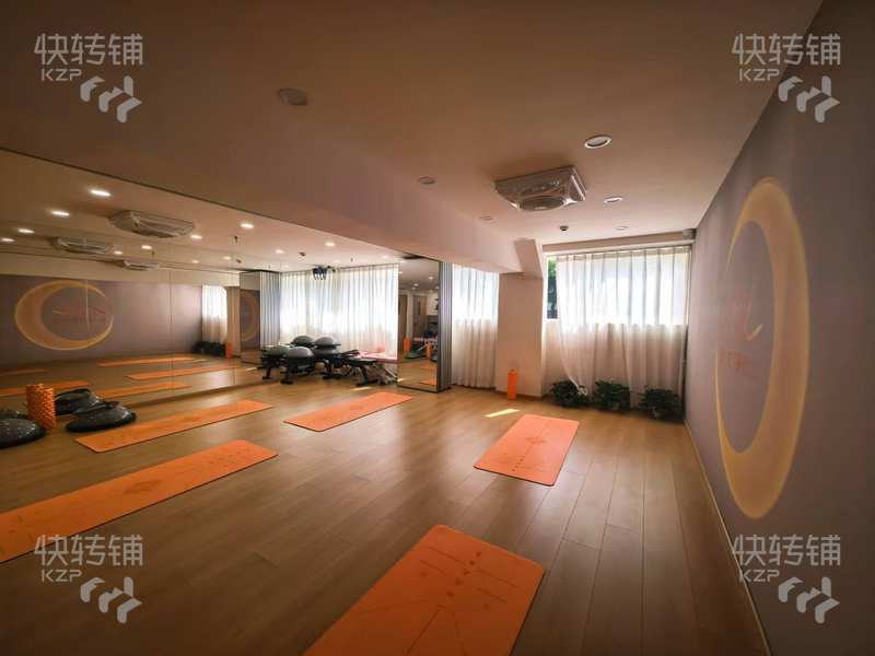 深圳‘龍華’女子塑型店轉讓【高端住宅底商、多小區環繞、挨著購物中心、固定客戶多、門口停車方便】