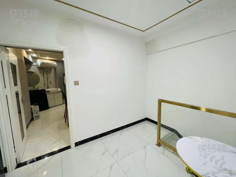 常平都市華府美容院轉讓【處于三個大型小區中間，入住率高，旁邊有酒店、商場、學校、工業園等】