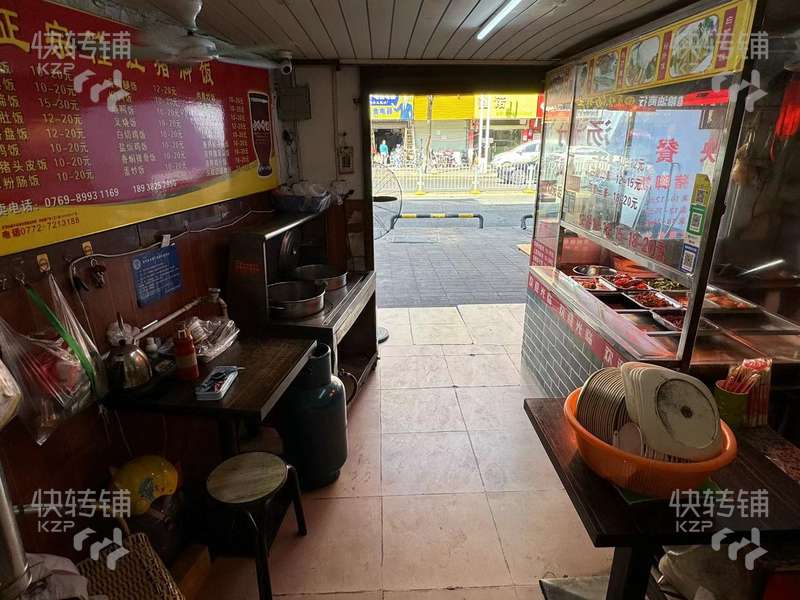 鳳崗鳳翔路‘快餐店’轉讓【經營長達7年以上、老客戶多、附近工廠工業區公寓住宅環繞，有穩定團體訂餐】可外擺