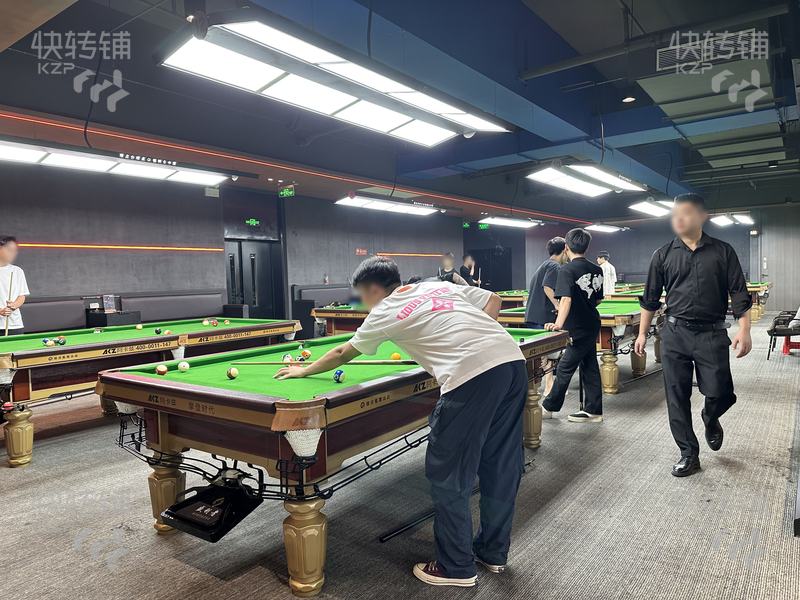南城‘宏七路’ucc桌球俱樂部轉讓【月營業額30多萬、十來個助教、豪華裝修、西平中心地段、屬商業中心、高端消費富人區、回頭客戶多】