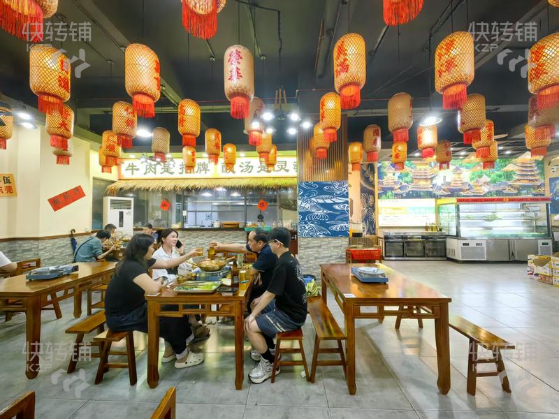 長安‘靖海東路’ 地攤酸湯火鍋店空鋪轉讓【豐潤購物廣場斜對面、對面東方雅苑小區、周邊大廠區多，停車方便】