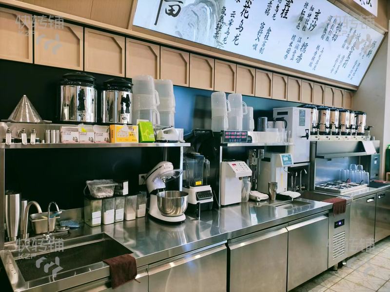 低價急轉！空轉不限制行業！東城萬達金街品.牌茶飲店“可空轉”【近主街出入口、周邊大型購物商場、寫字樓、小區酒店集中】