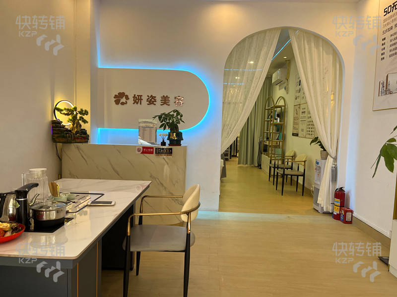 大嶺山西正路美容院轉讓（小區門口，旁邊中學，小區集中，常來會員50+）可空鋪