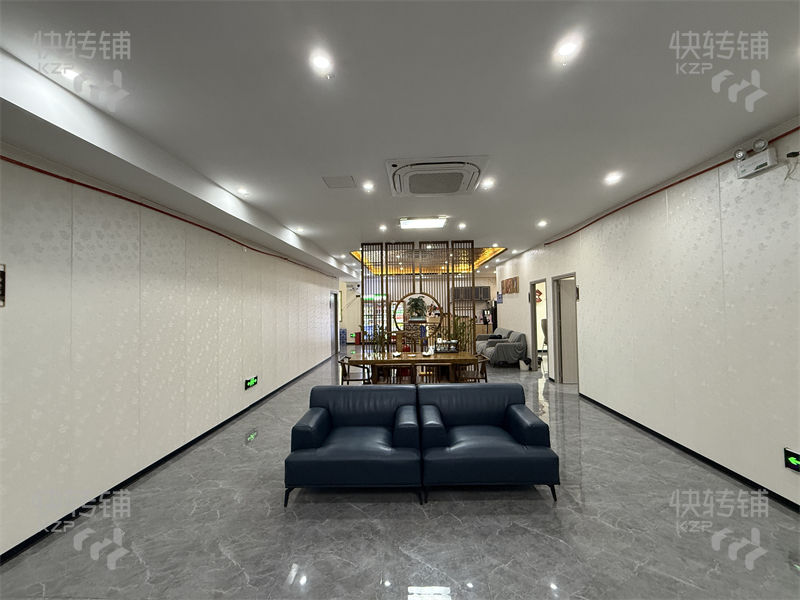 南城‘銀豐路’棋牌室轉讓/可空轉（適合餐飲）【處夜市街、人流量大、旁邊多個酒店、寫字樓、KTV】
