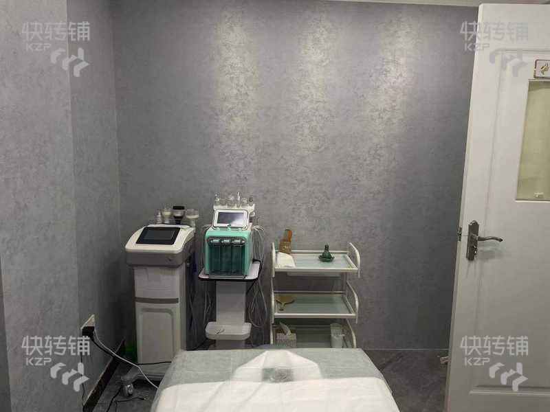 給錢就轉，虎門‘萬科云城’美容院轉讓【大轉角位，旁邊萬達華府，萬達廣場，富人區多，周邊幾個學校，可空轉】