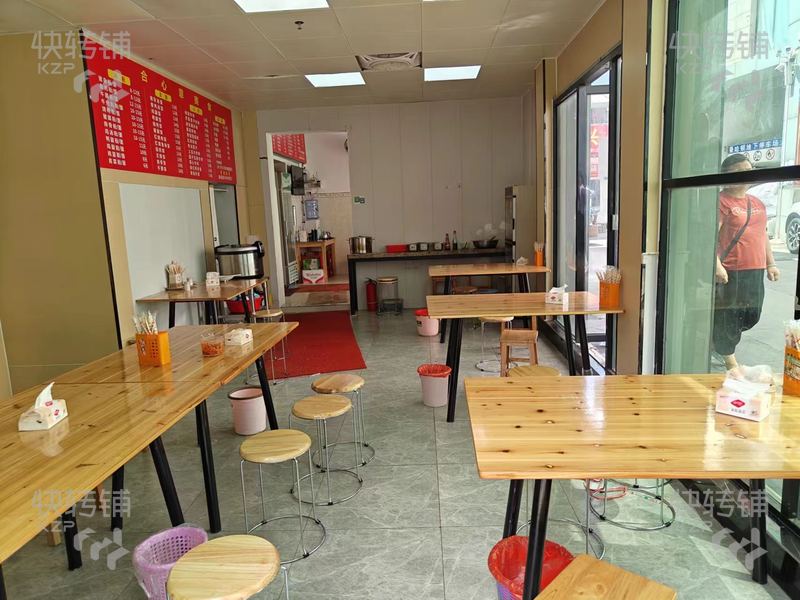 南城‘鴻福路口’國際商會(huì)大廈快餐店轉(zhuǎn)讓【處寫字樓、轉(zhuǎn)角位、前面即將開通地鐵莞太站】