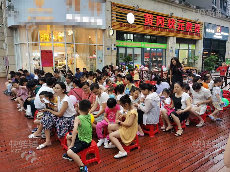 寮步星城國際花園小區飲品甜品店轉讓