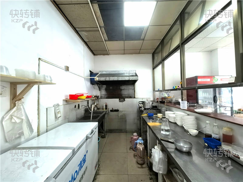 東坑寶白路北方手工餃子館轉讓【大型公寓樓下、門口美食街、以工業園、住宅為主、人流量集中】