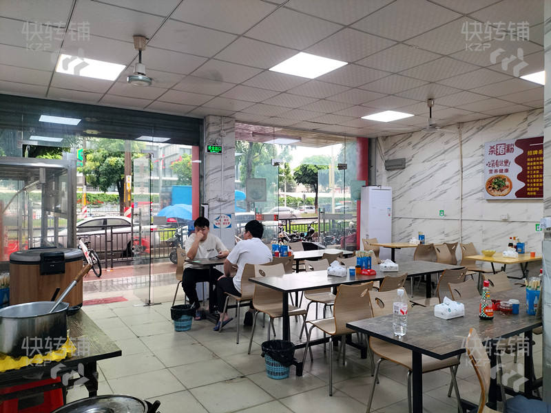 塘廈清湖頭‘殺豬粉’轉讓【工業區、住宅樓下、屬美食街、綜合市場、亨達百貨旁】