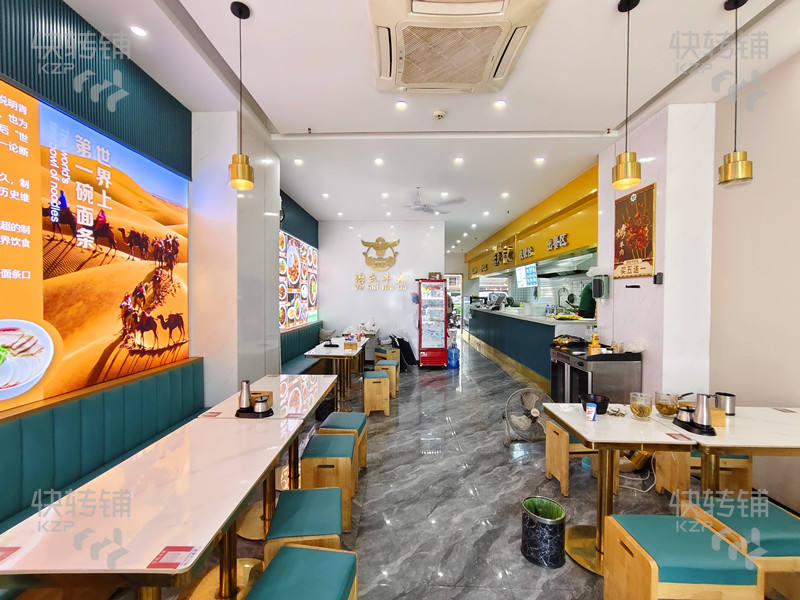 南城三元路‘牛肉面館’轉讓【精裝修、近旺南世貿、周邊寫字樓密集、住宅樓多、客人消費能力強、營業額穩定】